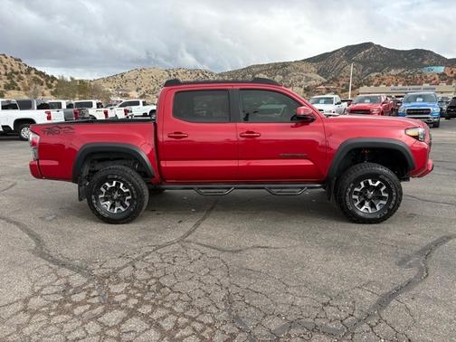 2020 Toyota Tacoma 