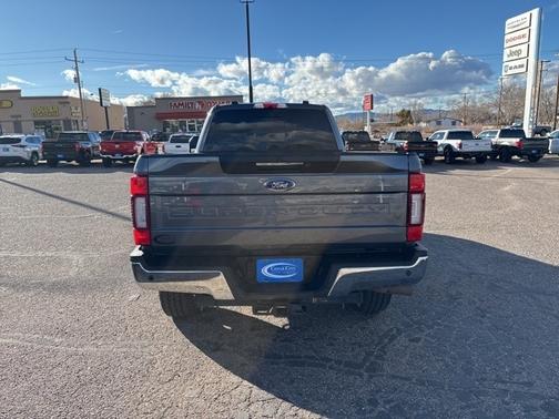 2022 Ford F-350 LARIAT SUPER DUTY