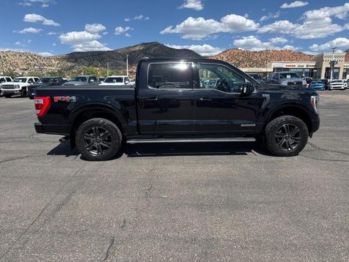 AGATE BLACK METALLIC 2022 Ford F-150 LARIAT