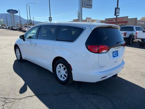 2018 Chrysler Pacifica LX
