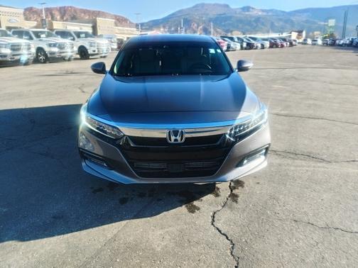 2018 Honda Accord TOURING 2.0T