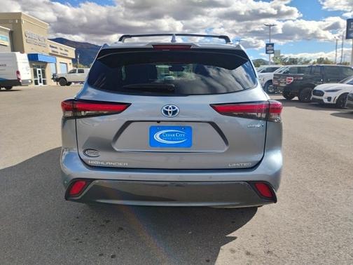 2023 Toyota Highlander LIMITED