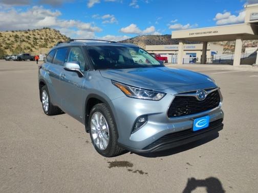 2023 Toyota Highlander LIMITED