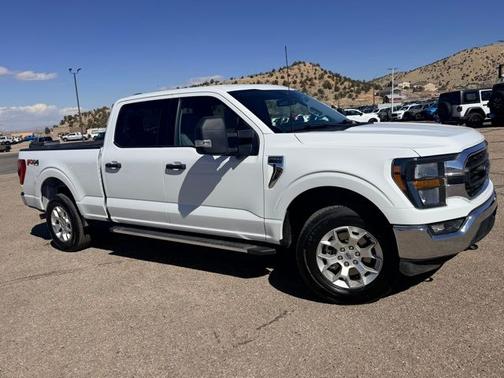 OXFORD WHITE 2023 Ford F-150 XLT