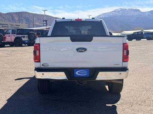 OXFORD WHITE 2023 Ford F-150 XLT