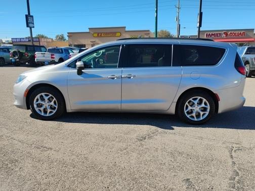 2018 Chrysler Pacifica TOURING