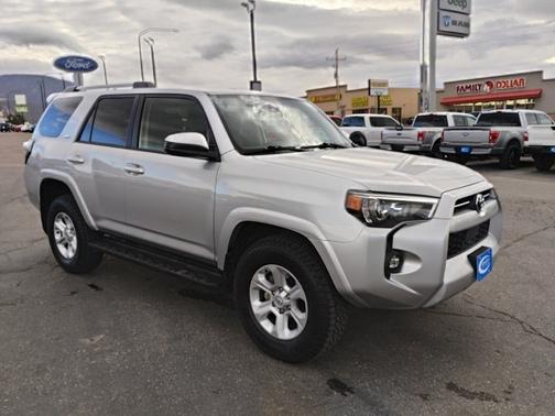 2022 Toyota 4Runner SR5