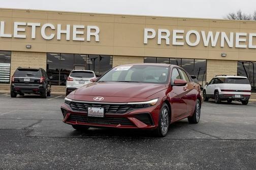 2024 Hyundai ELANTRA SEL