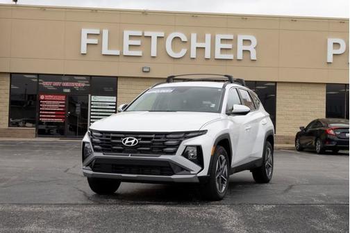 2026 Hyundai TUCSON SEL