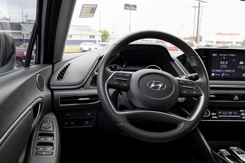 2021 Hyundai SONATA SEL