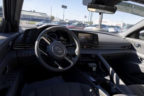 2023 Hyundai ELANTRA HEV Blue