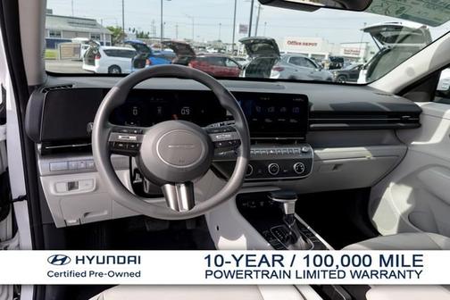 White 2024 Hyundai KONA SE