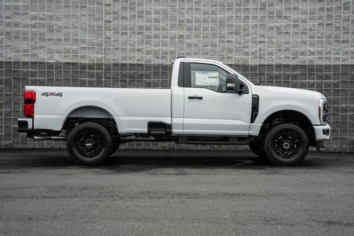 2025 Ford F-350 XL