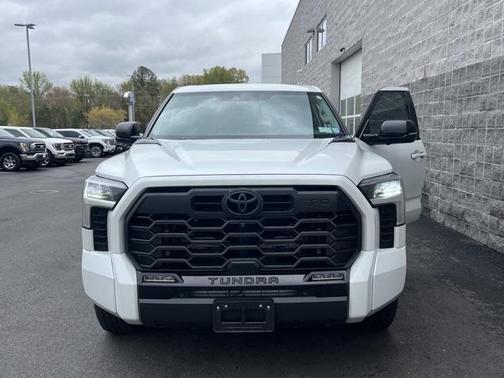 2024 Toyota Tundra Hybrid Limited