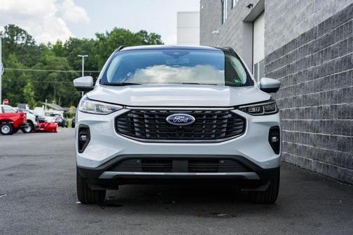 2025 Ford Escape PHEV SE