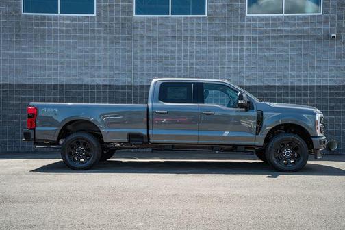 Carbonized Gray Metallic 2026 Ford F-250 Lariat