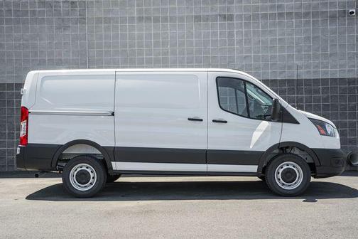 Oxford White 2026 Ford Transit-250 Base