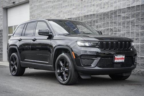 2022 Jeep Grand Cherokee Altitude