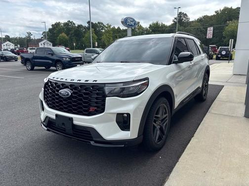 Star White Metallic Tri-Coat 2025 Ford Explorer ST 4WD