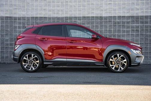 2022 Hyundai KONA Limited