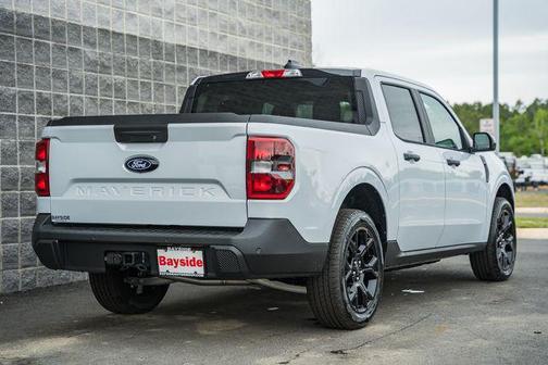 Space White Metallic 2026 Ford Maverick XLT