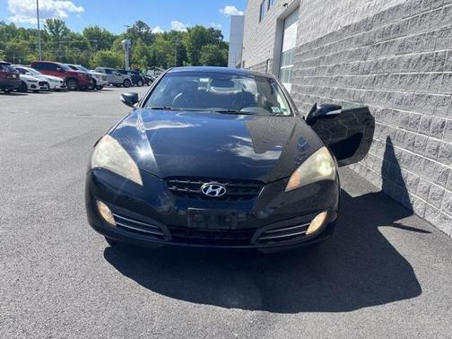 2010 Hyundai Genesis Coupe 3.8 Grand Touring