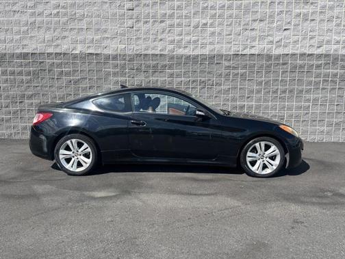 2010 Hyundai Genesis Coupe 3.8 Grand Touring