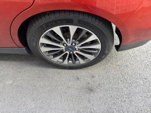 2018 Ford C-Max Hybrid Titanium