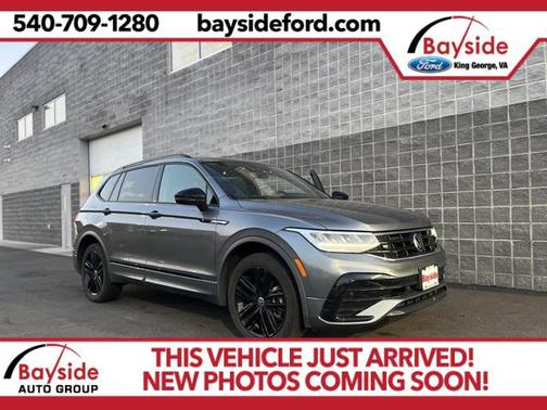 2022 Volkswagen Tiguan 2.0T SE R-Line Black