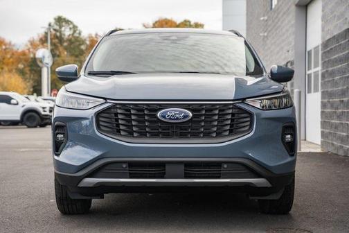 2026 Ford Escape PHEV SE