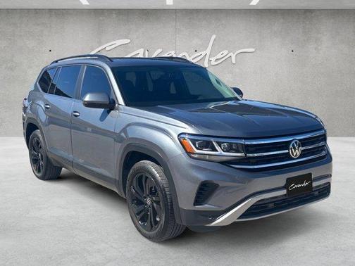 2022 Volkswagen Atlas 2.0T SE w/Technology