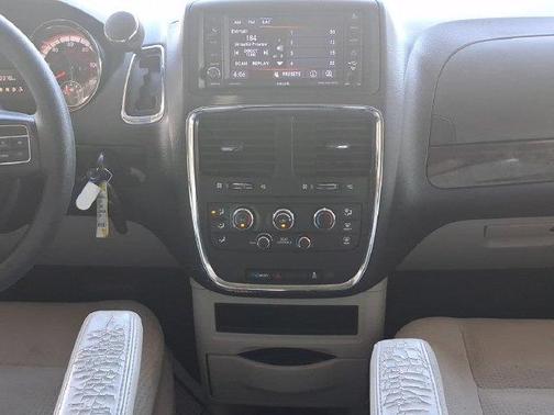 Billet Silver Metallic Clearcoat 2019 Dodge Grand Caravan SE