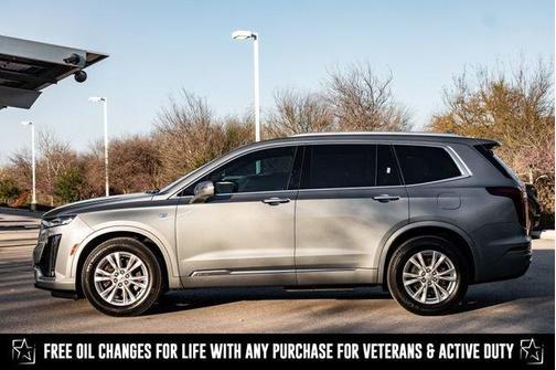2023 Cadillac XT6 Luxury FWD