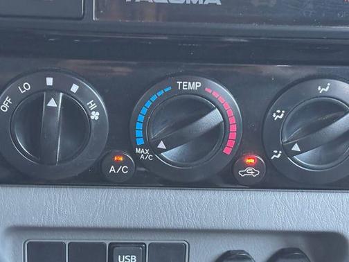 2015 Toyota Tacoma Base