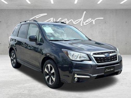 Dark Gray Metallic 2018 Subaru Forester 2.5i Premium
