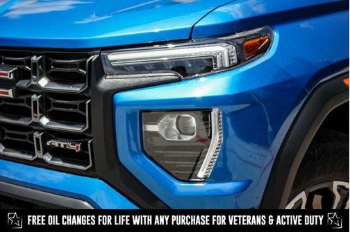 2024 GMC Canyon AT4