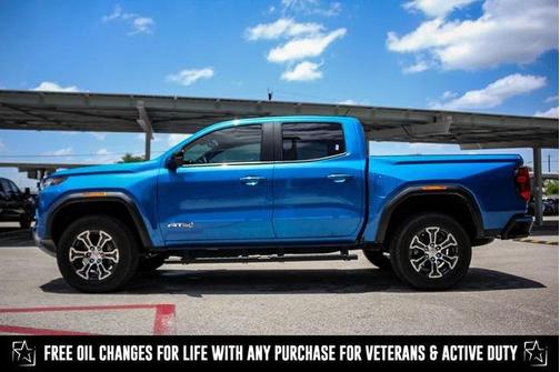 2024 GMC Canyon AT4