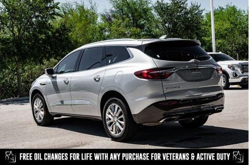 2020 Buick Enclave Essence