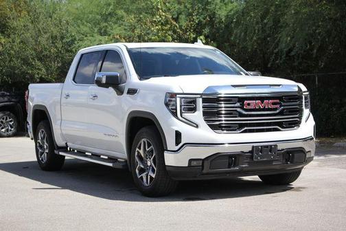 2022 GMC Sierra 1500 SLT