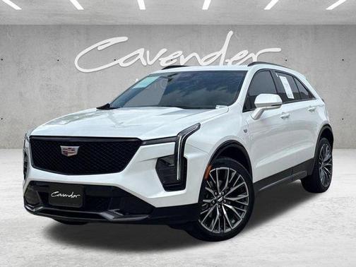 Crystal White Tri-Coat 2024 Cadillac XT4 Sport