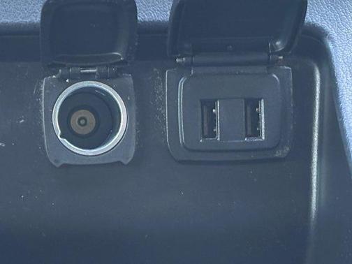 2017 Chevrolet Suburban LS