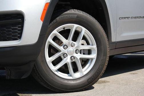 2023 Jeep Grand Cherokee Laredo