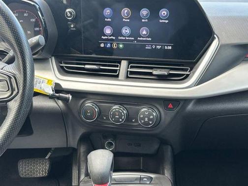 Cayenne Orange Metallic 2024 Chevrolet Trax 1RS