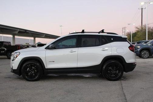 2023 GMC Terrain AT4