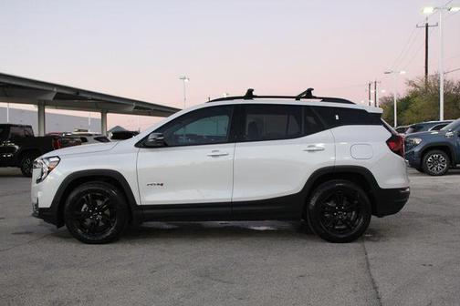 2023 GMC Terrain AT4