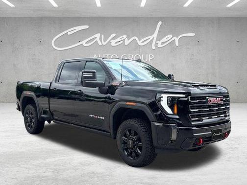 Onyx Black 2024 GMC Sierra 2500 AT4