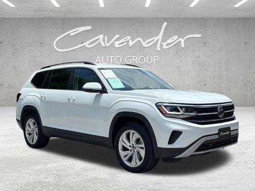 Pure White 2023 Volkswagen Atlas 2.0T SE w/Technology