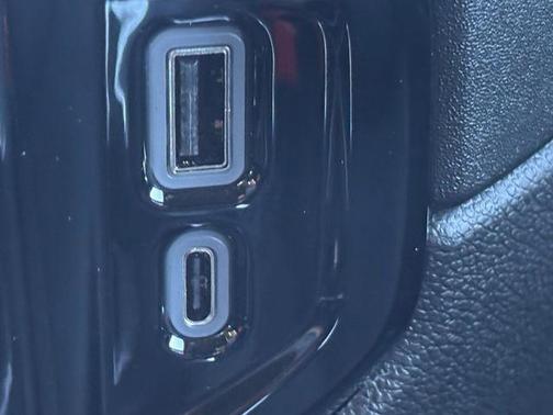 2025 GMC Sierra 2500 SLT