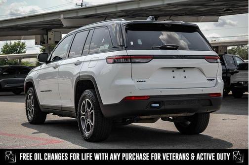 2022 Jeep Grand Cherokee 4xe Trailhawk