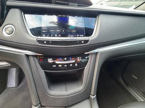 2024 Cadillac XT5 Luxury